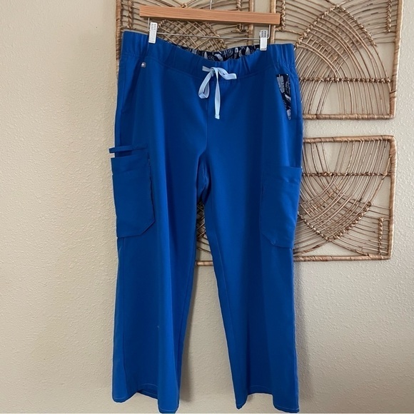 Figs Pants - Figs Tema Performance Cargo Scrubs Pants Tropical Blue Women's Sz XL